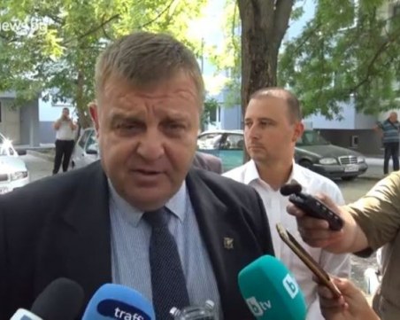 Каракачанов: Когато се отправят критики, трябва да се предлагат и алтернативи