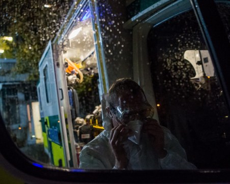 Рекорден брой заразени и починали с COVID-19 в Унгария въпреки мерките