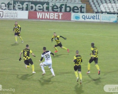 Играчите на Ботев: Тежко ни е много, ще оставим душите си на терена