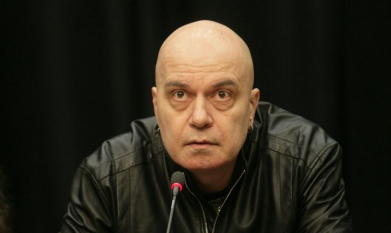 Слави Трифонов заяви, че ще се явява сам на изборите – отрече коалиция с Манолова и десните
