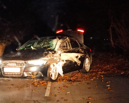 Катастрофа край Пловдив: Ауди блокира пътя за Кадиево