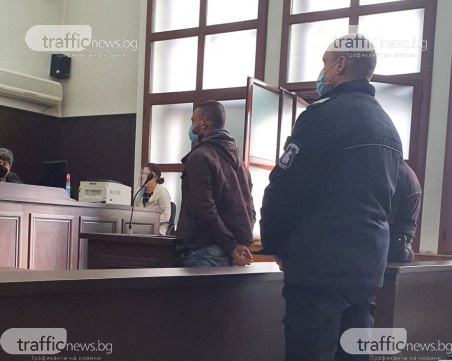 Любовна драма! Мъж запали къщата на свой приятел край Пловдив от ревност