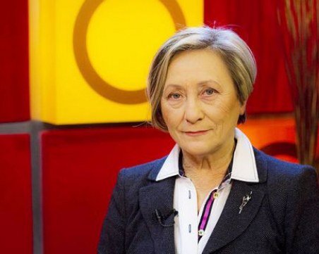 Нешка Робева с остри думи след Европейското по художествена гимнастика: Някои имат усти, но нямат глава