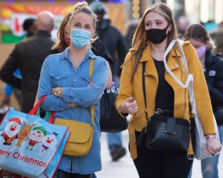 Новите правила срещу Covid-19 на Обединеното кралство: определят райони – всеки с различни рестрикции
