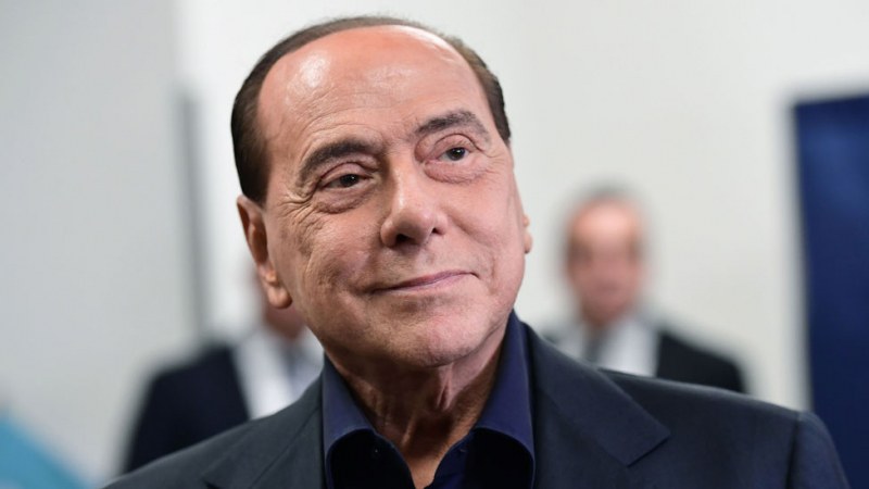 Берлускони в тежко състояние след прекарания COVID-19