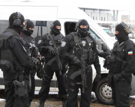 Наши антимафиоти спипаха 98 