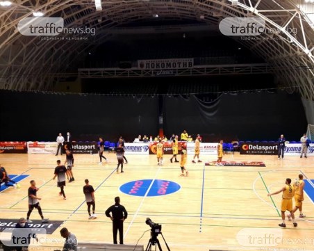 Академик се справи лесно с Теодо и продължава без загуба в Балканската лига