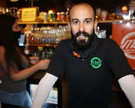 Арестуваха нюйоркчанин, обявил своя бар за автономна зона