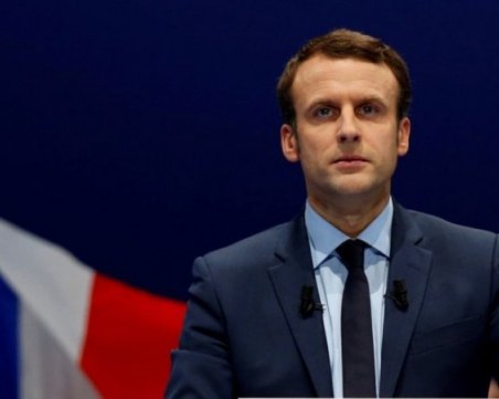 Макрон почете бившия президент Жискар д'Естен