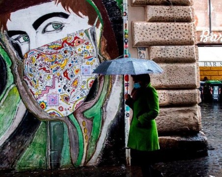 Италия забранява пътувания между регионите за празниците