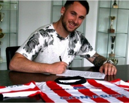 Спрягат бразилец за завръщане в Локомотив