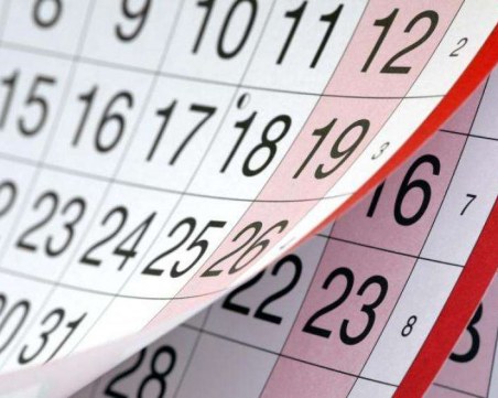 116 почивни дни догодина, работим най-малко през май
