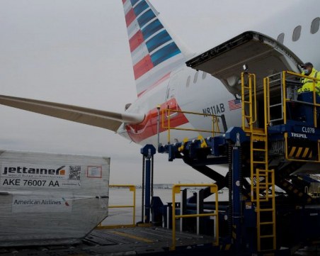 Авиокомпаниите в готовност да се включат в разпространението на ваксините