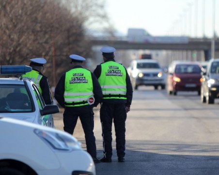 Засилени проверки в София на 8 декември! Полицаи следят за спазването на мерките