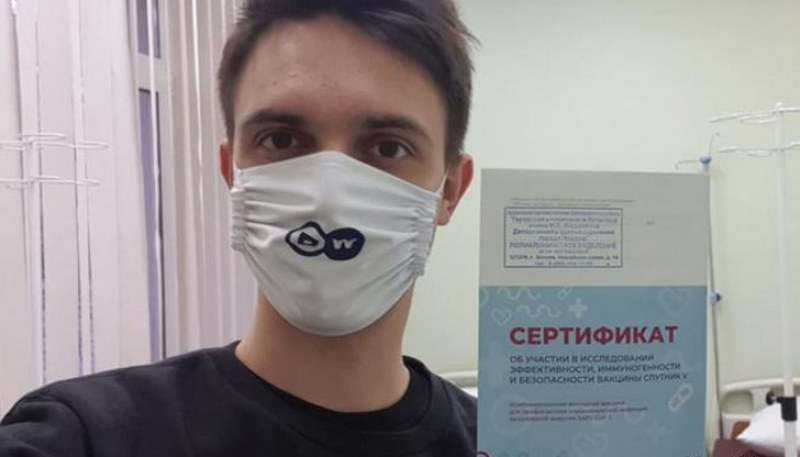 Журналист разказа как се е ваксинирал със