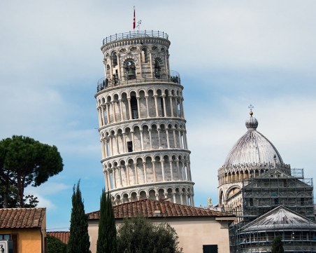 В Италия започва възстановяването на Наклонената кула в Пиза