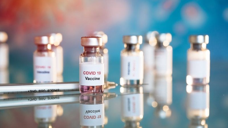 Великобритания започва ваксинацията срещу COVID-19 от днес