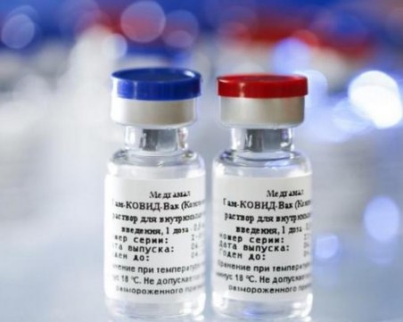 Ако получите руската ваксина - два месеца без алкохол