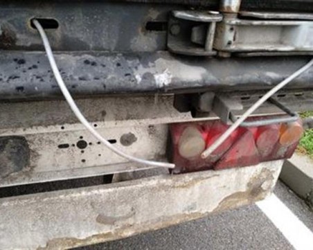 Спипаха четирима нелегални палестинци в камион с мебели