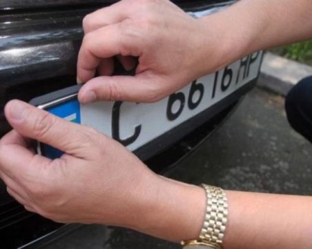 Пловдивчанин задигна регистрационния номер на товарен автомобил