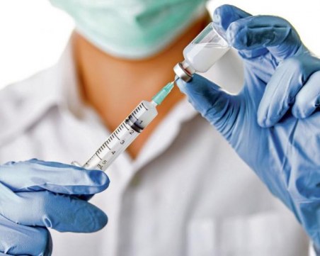 Русия подготвя нова ваксина, която ще бъде ефективна срещу всички видове коронавирус