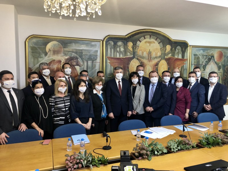 Преизбраха Карадайъ за лидер на ДПС