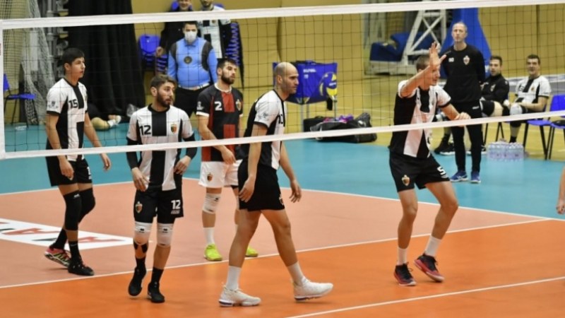 Волейболният Локомотив завърши годината с бърза победа