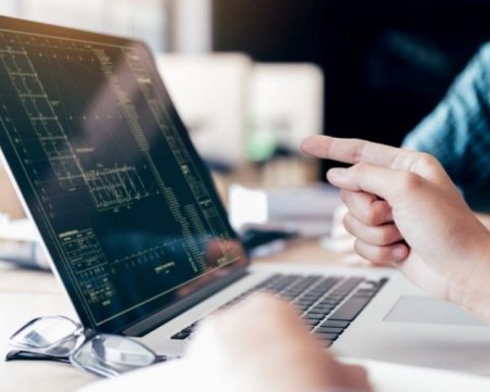 Образователното министерство регламентира дистанционното обучение в университетите