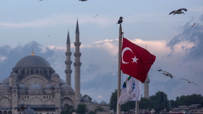 Без забрана за излизане през уикенда за наши туристи в Турция