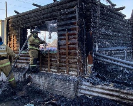 11 души са загинали при пожар в старчески дом в Русия