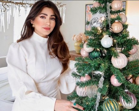 Как да се облечем за Нова година в домашна атмосфера (освен с пижама)