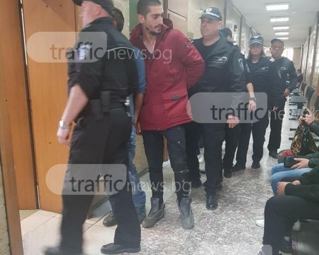 Дилър от Карлово спипан с дрога при полицейска акция