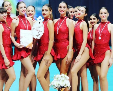 Пловдивска школа представя България на финала на Световното по салса