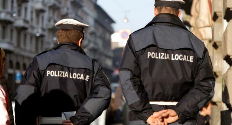 Масов арест в Италия заради детска порнография