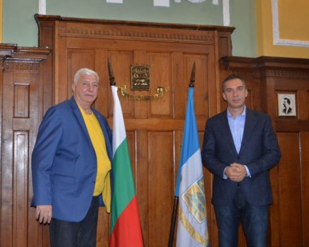 Пловдив и Бургас започват работа по общи проекти