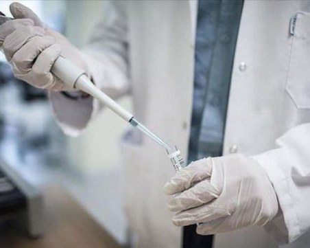 Само една лаборатория в Пловдив работи с е-направления за PCR тест, пациент чака с дни