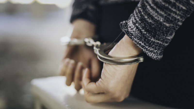 Двама нашенци са задържани във Великобритания, превозвали мигранти