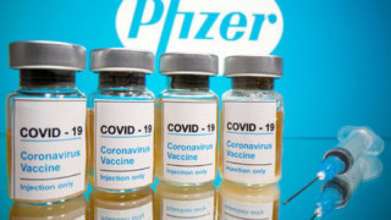 Медици с алергична реакция срещу ваксината на Пфайзер
