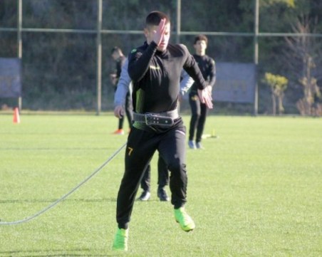 Разрешиха индивидуалния спорт за децата до 18 години, за колективните спортове – само с картотека