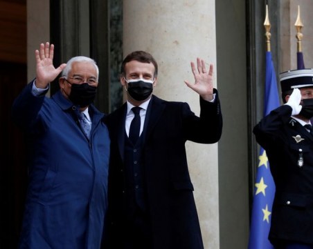 Португалският премиер се самоизолира, бил е в контакт с Макрон