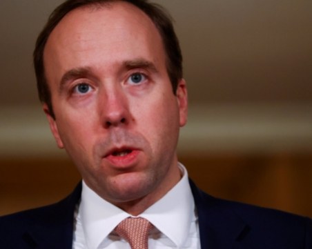 Британският здравен министър: Новият щам е извън контрол – трябва да го ограничим