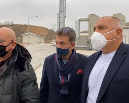 Премиерът отново на инспекция в Пазарджик, оглежда депо за отпадъци