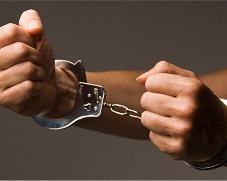 20-годишен удари шамар на лекарка