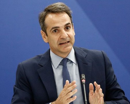 Гръцкият премиер ще се ваксинира на 27 декември