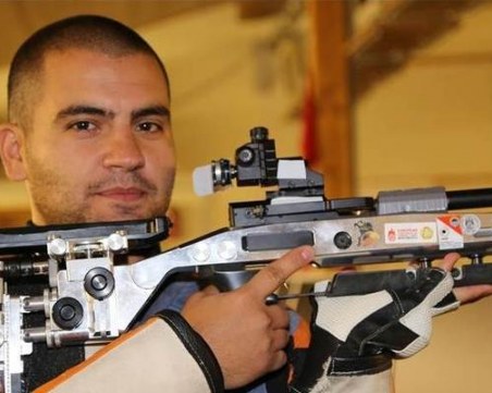 Нов рекорд на Антон Ризов