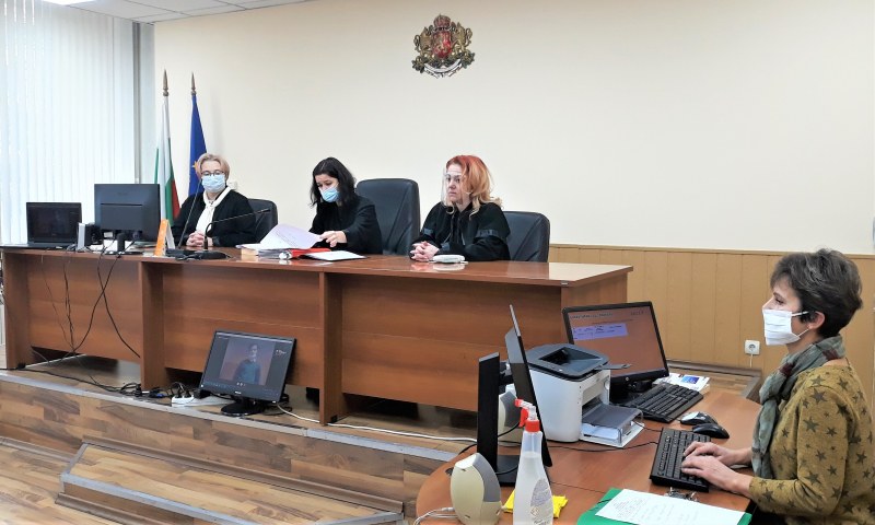 Пловдивският съд остави в ареста наркодилър! Той се оправдава, направил за го заради дълг на роднина