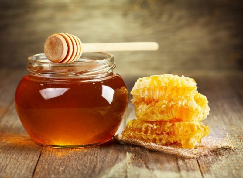 Какво ще се случи, ако ядете мед и сусам всеки ден?