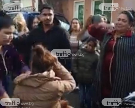 Кючеци в чест на бебе се вихрят в Столипиново, полицията ги разгони