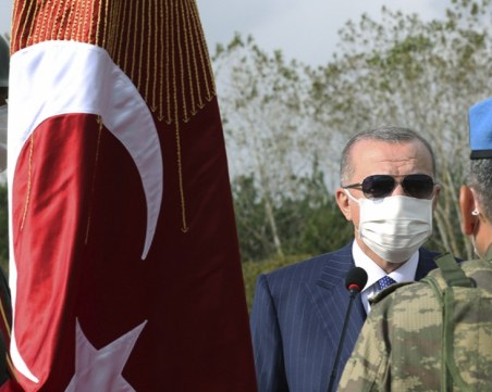 Никакви новогодишни празненства в хотели и вили в Турция, Ердоган вдига гвардията