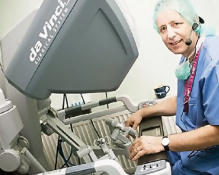 Трима от най-известните ни хирурзи заявиха, че ще се ваксинират